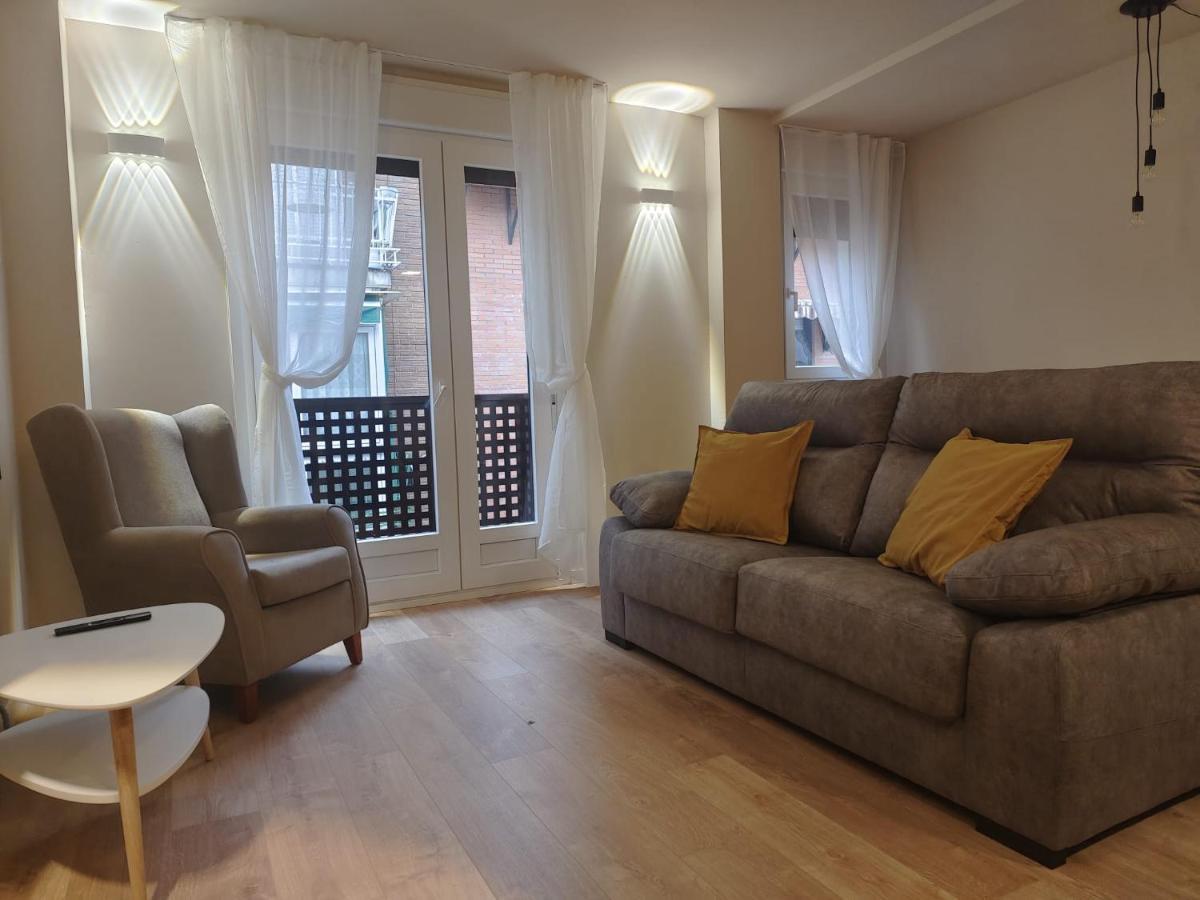 אלקאלה דה הנארס Apartamentos Picasso מראה חיצוני תמונה